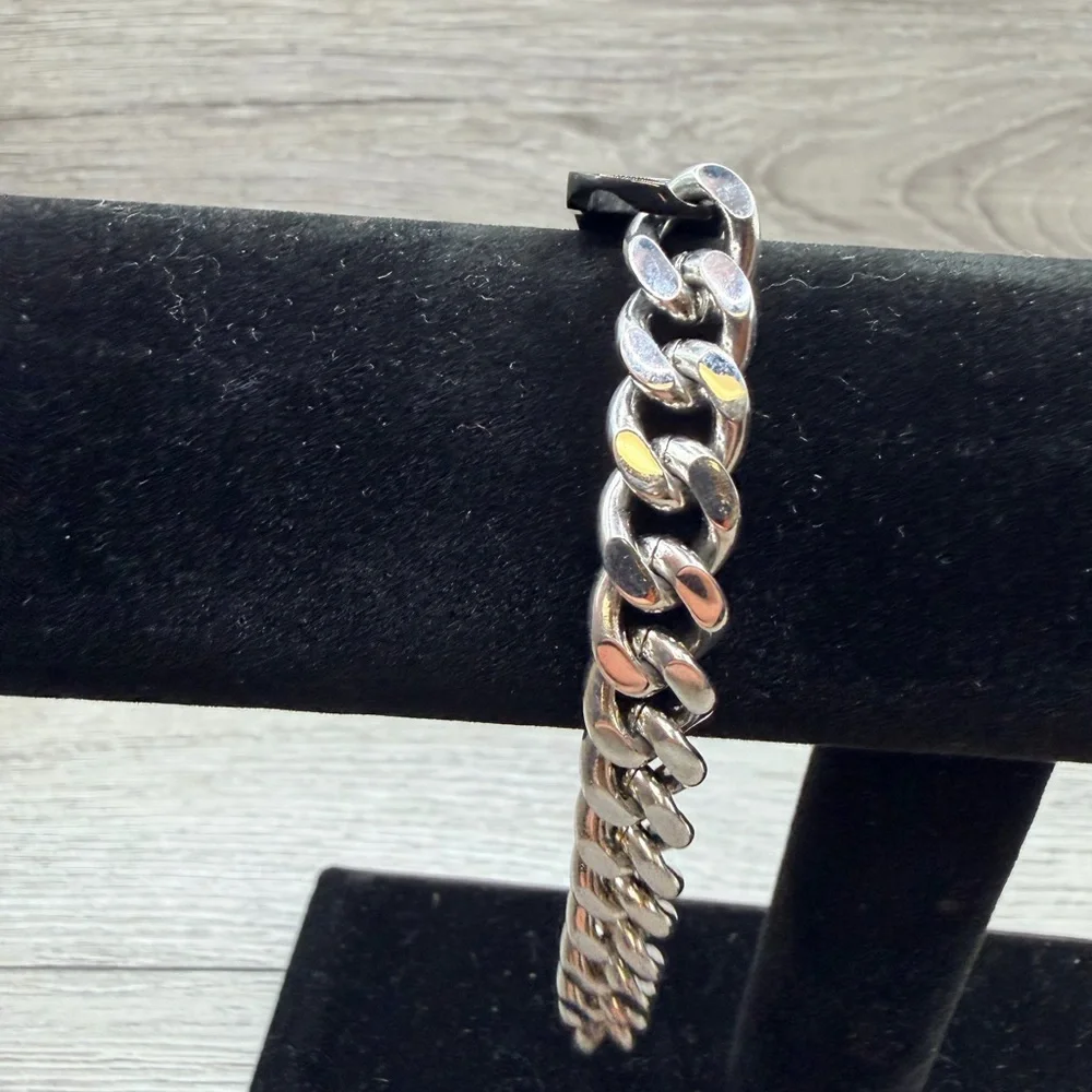 Silver Tone‎ Chain Bracelet
